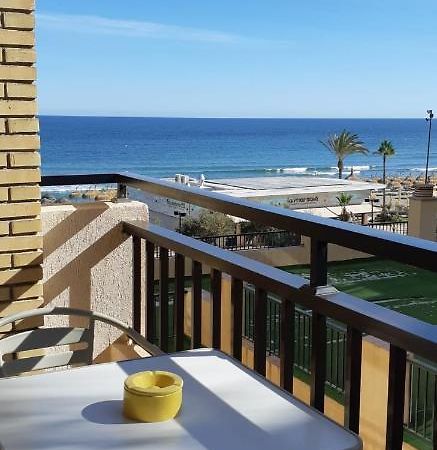 Lindo Apartamento Junto Al Mar Ronda Iv, Rocio Фуeнхирола Екстериор снимка