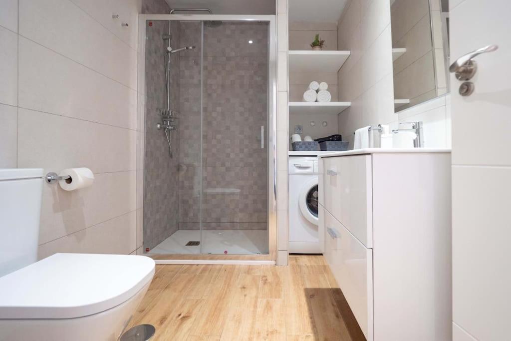 Lindo Apartamento Junto Al Mar Ronda Iv, Rocio Фуeнхирола Екстериор снимка