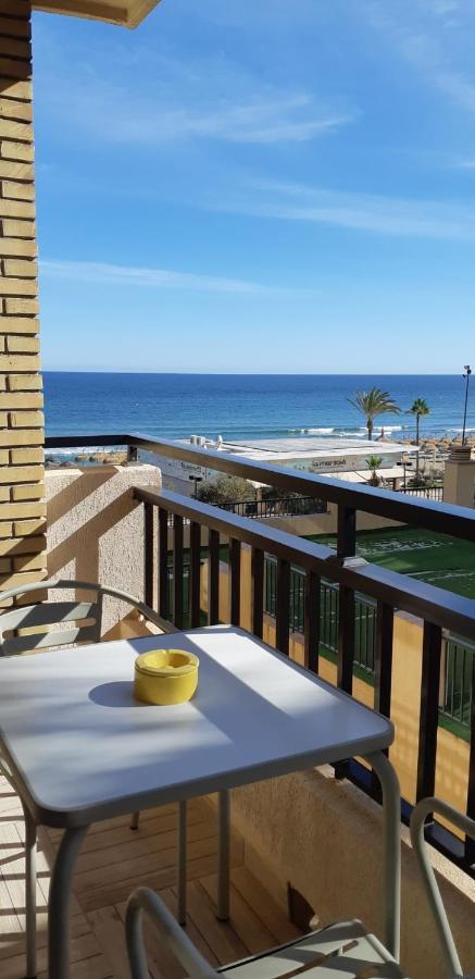 Lindo Apartamento Junto Al Mar Ronda Iv, Rocio Фуeнхирола Екстериор снимка