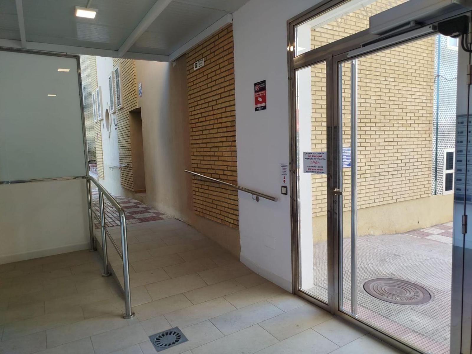 Lindo Apartamento Junto Al Mar Ronda Iv, Rocio Фуeнхирола Екстериор снимка